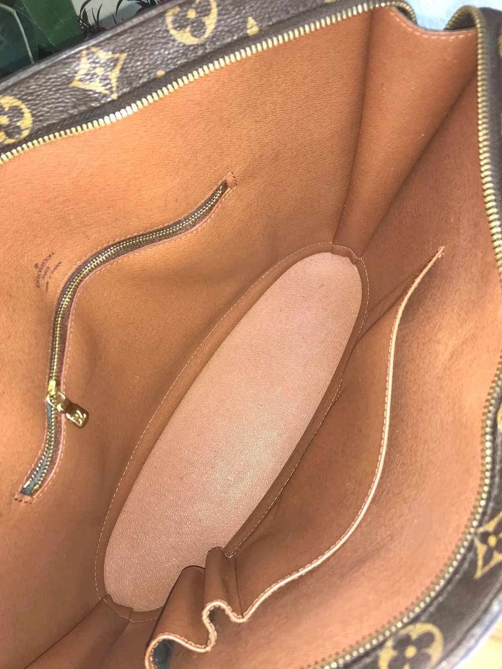 Louis Vuitton Brown Monogram Canvas Tote with Tan Leather Straps - Picture 2 of 14